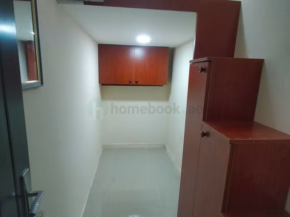 Bed Space & Partition in Al Karama