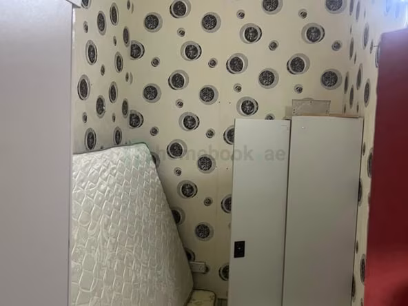 Bed Space & Partition in Al Rigga