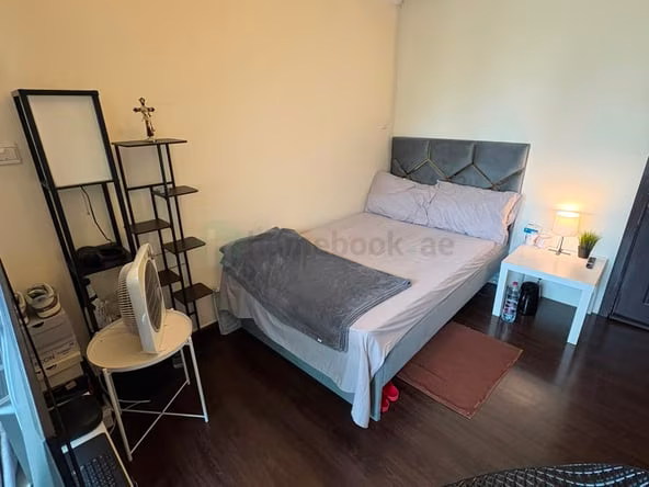 Bed Space & Partition in Dubai Marina