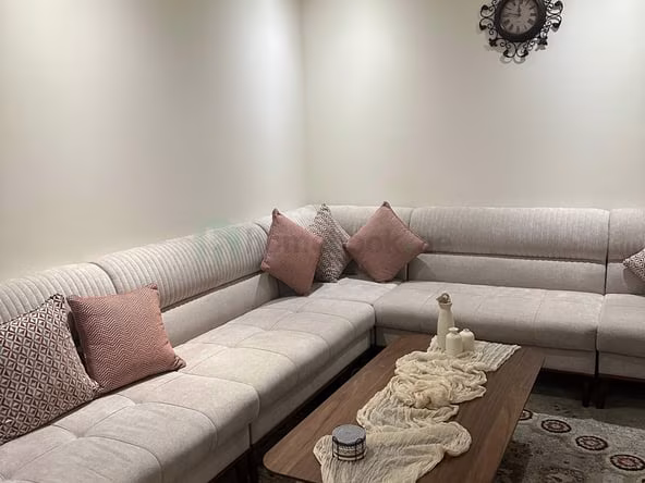 Room for Rent in Sheikh Zayed Road