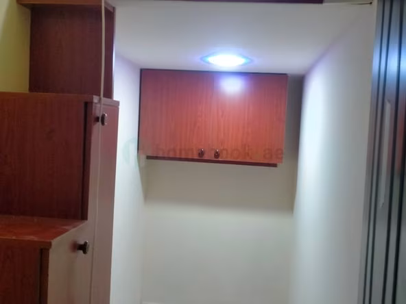 Bed Space & Partition in Al Karama