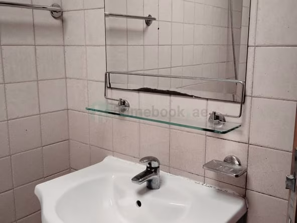 Bed Space & Partition in Dubai Marina