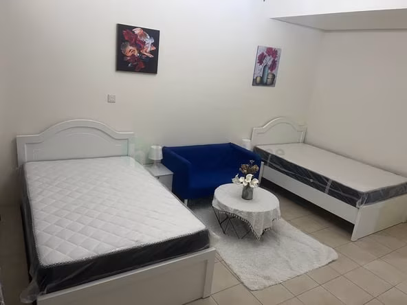 Room for Rent in Sheikh Zayed Road