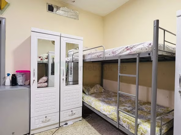 Bed Space & Partition in Al Rigga