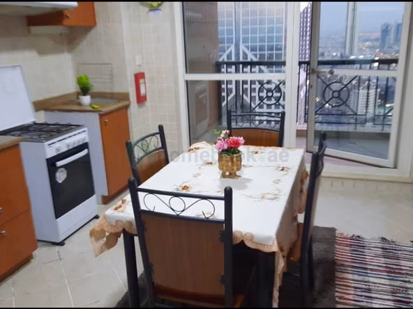 Room for Rent in Sheikh Zayed Road