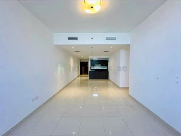 Room for Rent in Sheikh Zayed Road