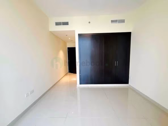 Room for Rent in Sheikh Zayed Road