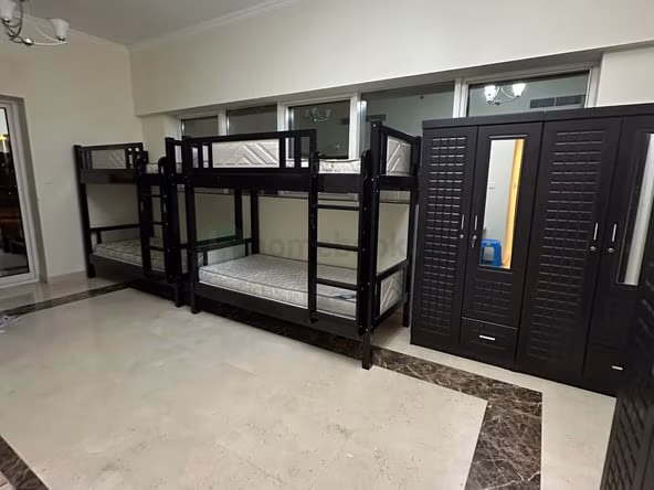 Bed Space & Partition in Dubai Marina