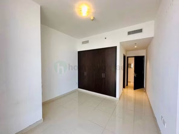 Room for Rent in Sheikh Zayed Road