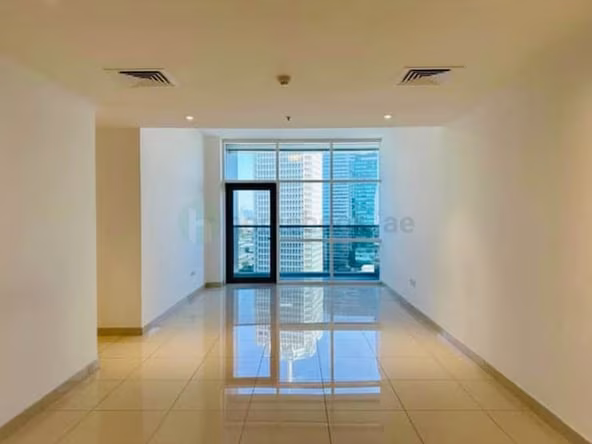 Room for Rent in Sheikh Zayed Road