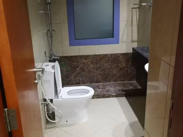 Bed Space & Partition in Dubai Silicon Oasis (DSO)