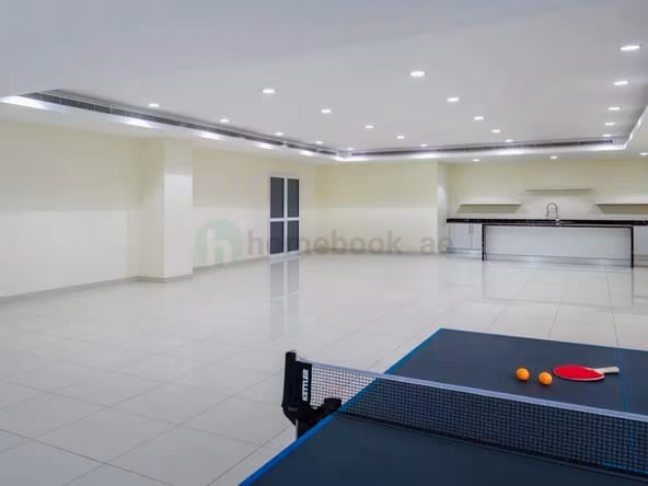 Room for Rent in Sheikh Zayed Road