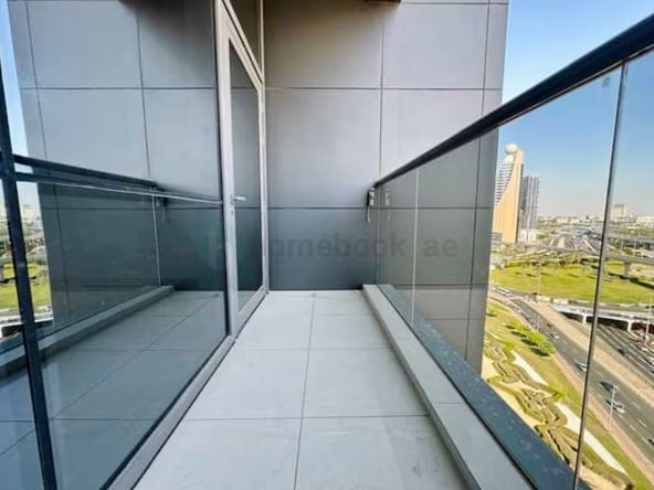 Room for Rent in Sheikh Zayed Road
