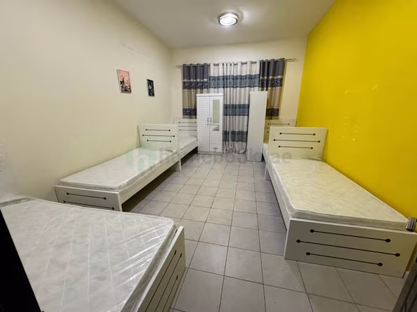 Bed Space & Partition in Discovery Gardens