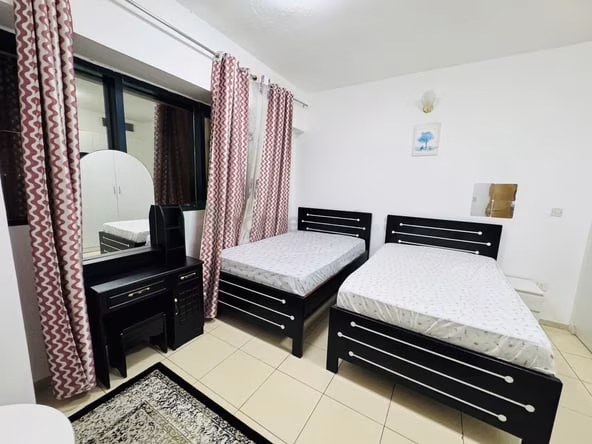 Room for Rent in Sheikh Zayed Road