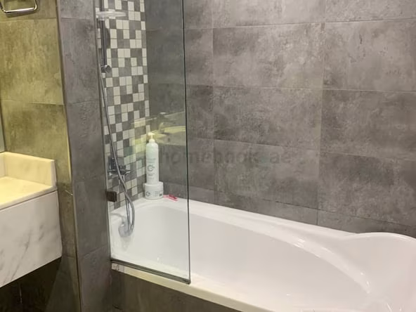 Bed Space & Partition in Business Bay