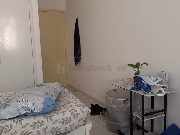 Bed Space & Partition in Oud Metha