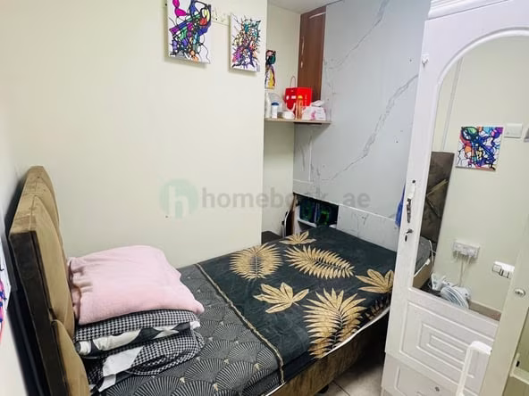 Bed Space & Partition in Dubai Marina