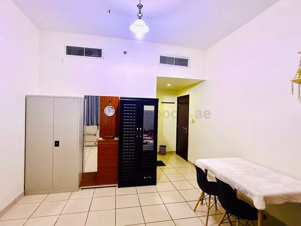 Room for Rent in Hor Al Anz