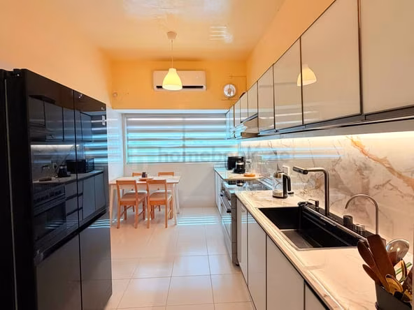Room for Rent in Al Fahidi