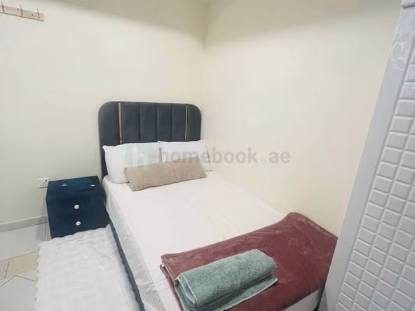Bed Space & Partition in Dubai Marina