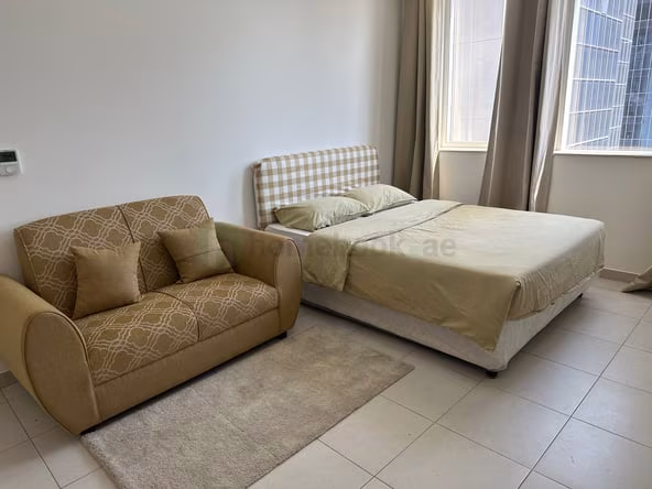Room for Rent in Sheikh Zayed Road