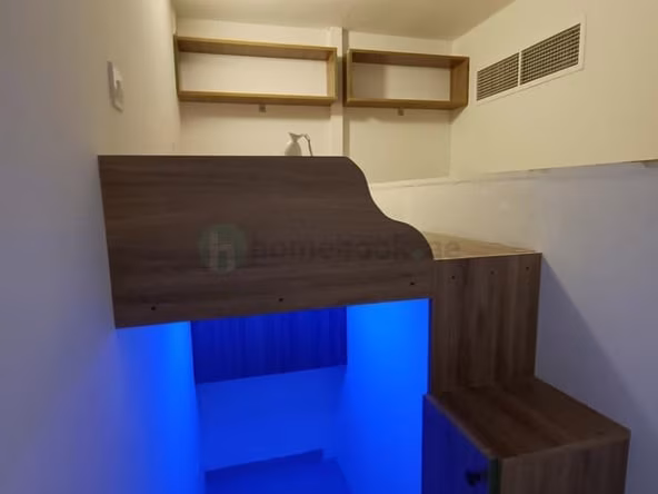 Bed Space & Partition in Al Satwa