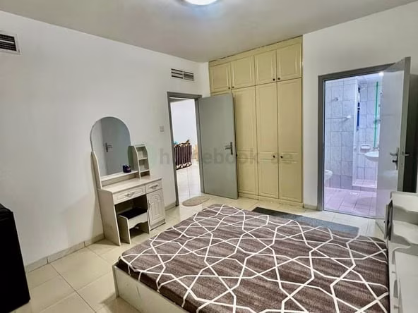 Room for Rent in Al Mankhool