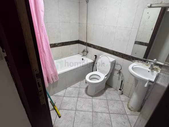 Bed Space & Partition in Barsha Heights (TECOM)