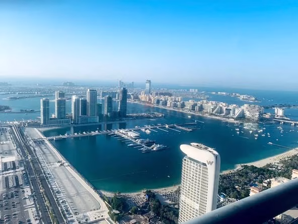 Bed Space & Partition in Dubai Marina