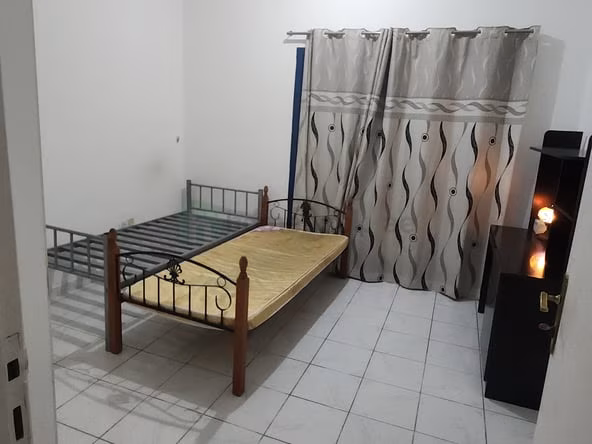 Bed Space & Partition in Al Hamriya
