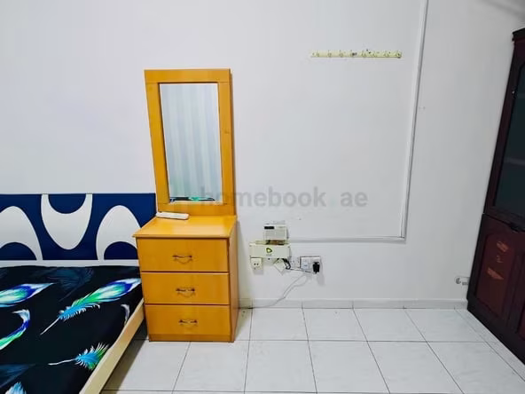 Bed Space & Partition in Al Mankhool
