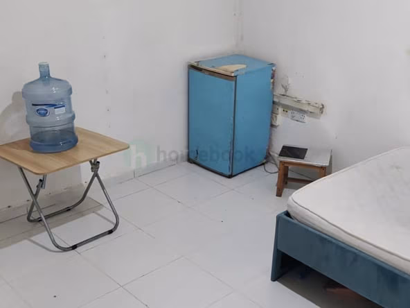 Room for Rent in Al Karama