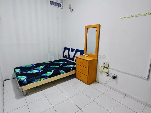 Bed Space & Partition in Al Mankhool