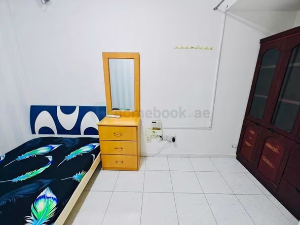 Bed Space & Partition in Al Mankhool