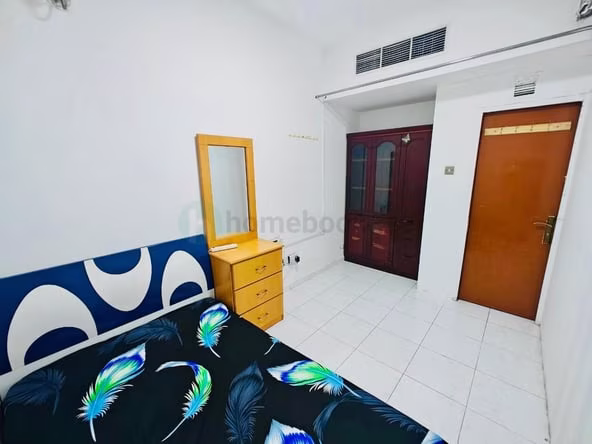 Bed Space & Partition in Al Mankhool