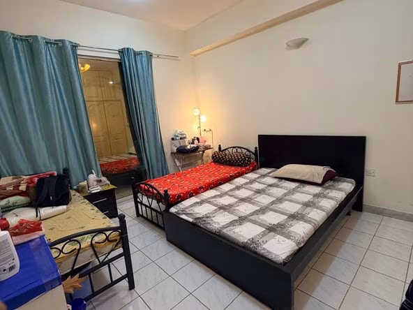 Bed Space & Partition in Al Mankhool