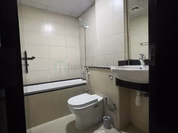 Bed Space & Partition Jumeirah Village Circle (JVC)