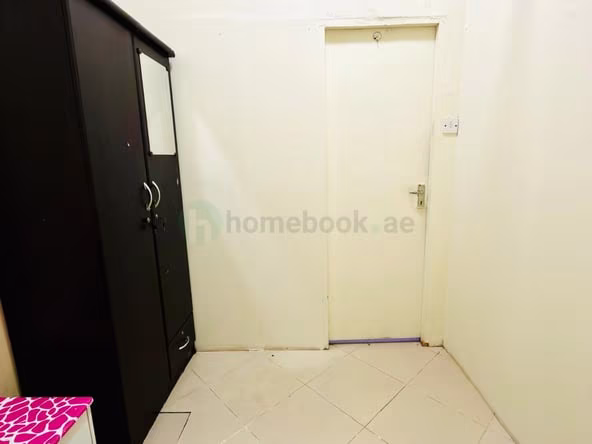 Bed Space & Partition in Al Karama
