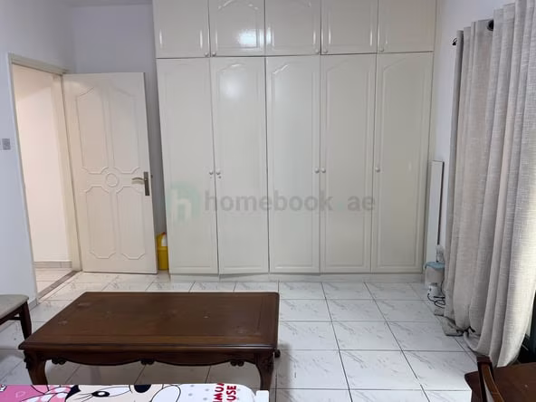 Room for Rent in Al Mankhool