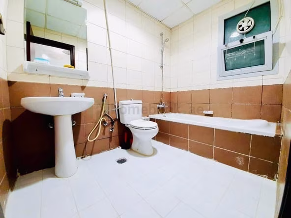 Bed Space & Partition in Al Karama