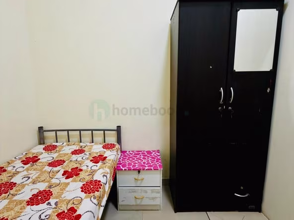 Bed Space & Partition in Al Karama