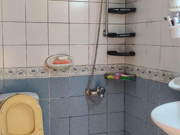 Bed Space & Partition in Al Jafiliya