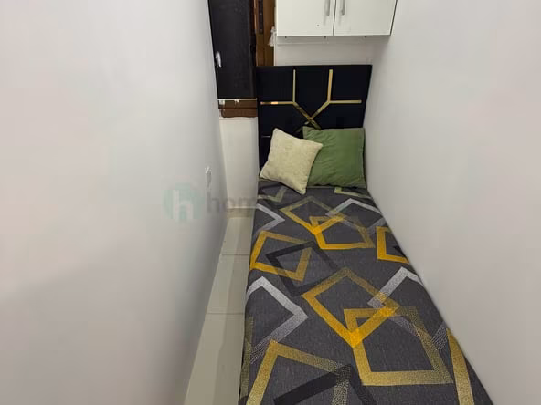 Bed Space & Partition in Al Hamriya