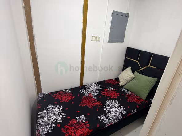 Bed Space & Partition in Al Karama