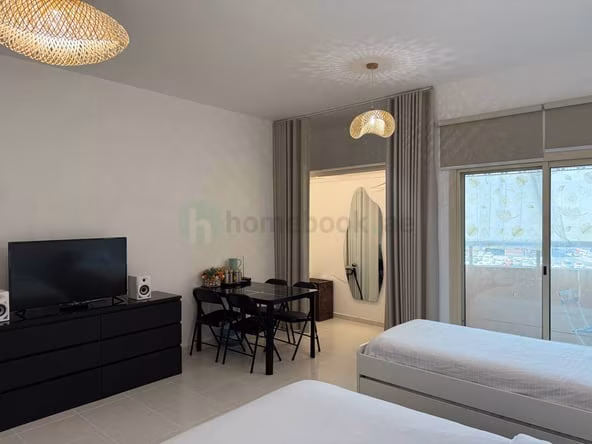Bed Space & Partition in Sharjah