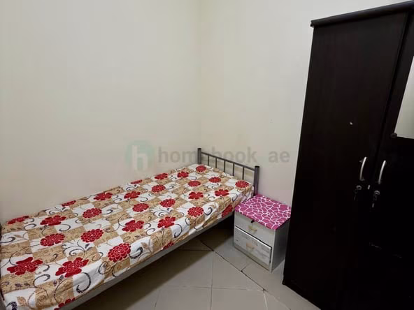 Bed Space & Partition in Al Karama