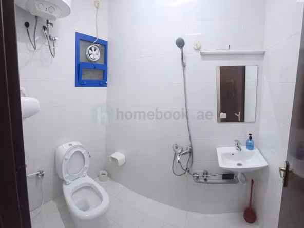 Bed Space & Partition in Al Hamriya