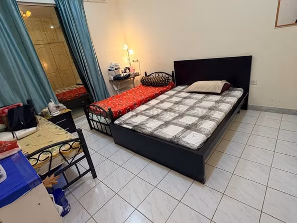 Bed Space & Partition in Al Mankhool