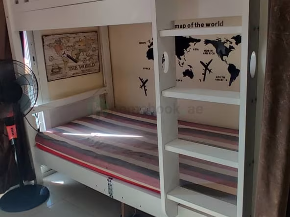 Bed Space & Partition in Al Jafiliya